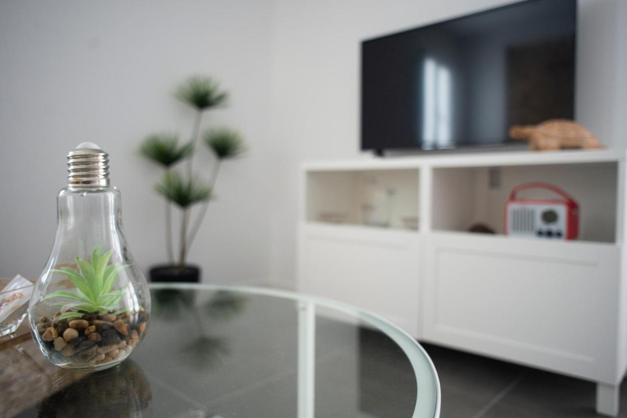 Apartamento El Tanguillo Little Apartments カディス エクステリア 写真